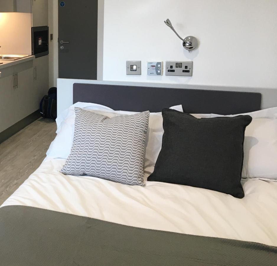 Modern Studios, Newcastle Under Lyme - Sk ภายนอก รูปภาพ